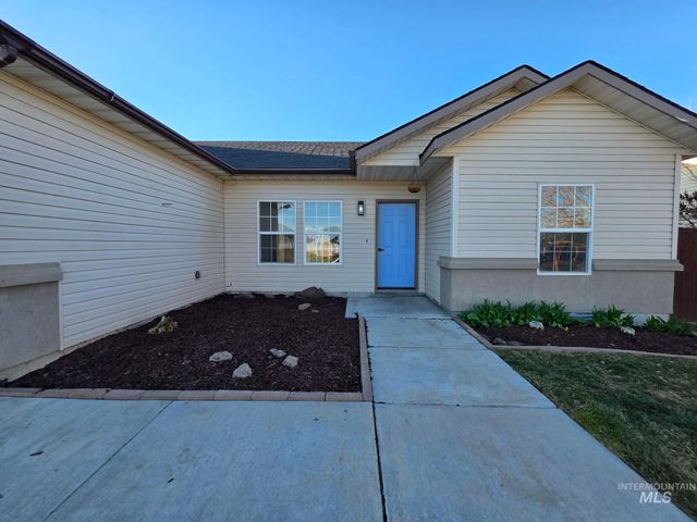 929 22nd Ave E, Jerome, ID 83338