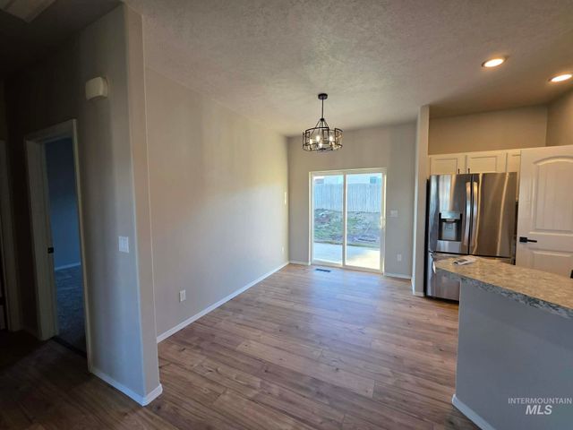 929 22nd Ave E, Jerome, ID 83338