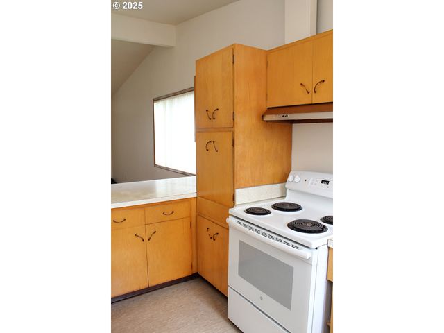 623 Ne 74TH Ave, Portland, OR 97213