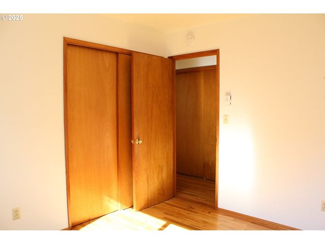 623 Ne 74TH Ave, Portland, OR 97213