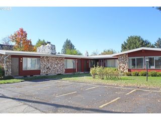 623 Ne 74TH Ave, Portland, OR 97213