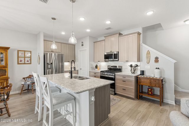 507 NARROWLEAF Drive, St. Johns, FL 32259