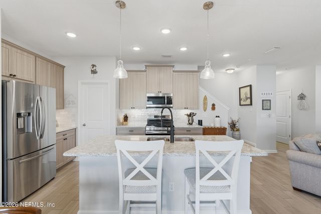 507 NARROWLEAF Drive, St. Johns, FL 32259