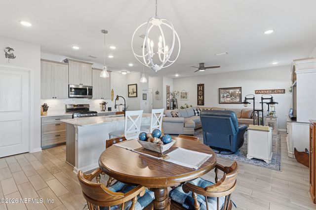 507 NARROWLEAF Drive, St. Johns, FL 32259