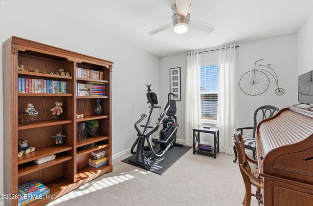 507 NARROWLEAF Drive, St. Johns, FL 32259