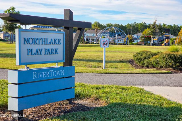 507 NARROWLEAF Drive, St. Johns, FL 32259