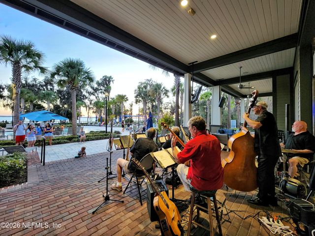 507 NARROWLEAF Drive, St. Johns, FL 32259