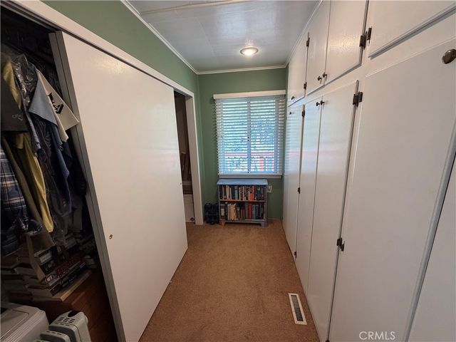 1076 Calanda, Crestline, CA 92325