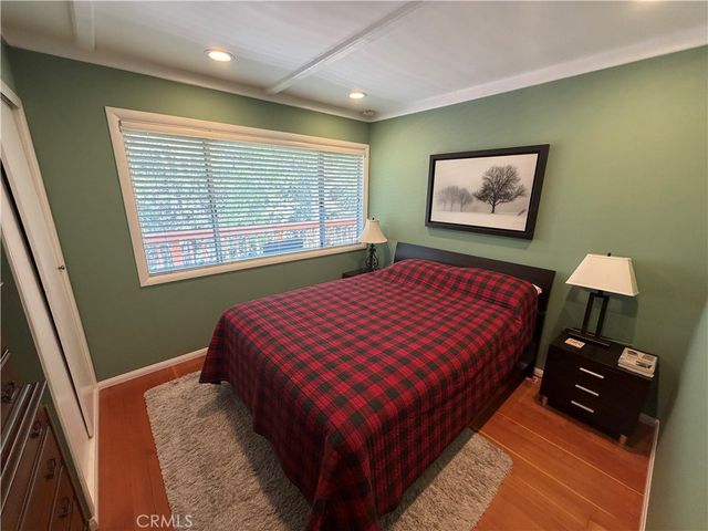 1076 Calanda, Crestline, CA 92325