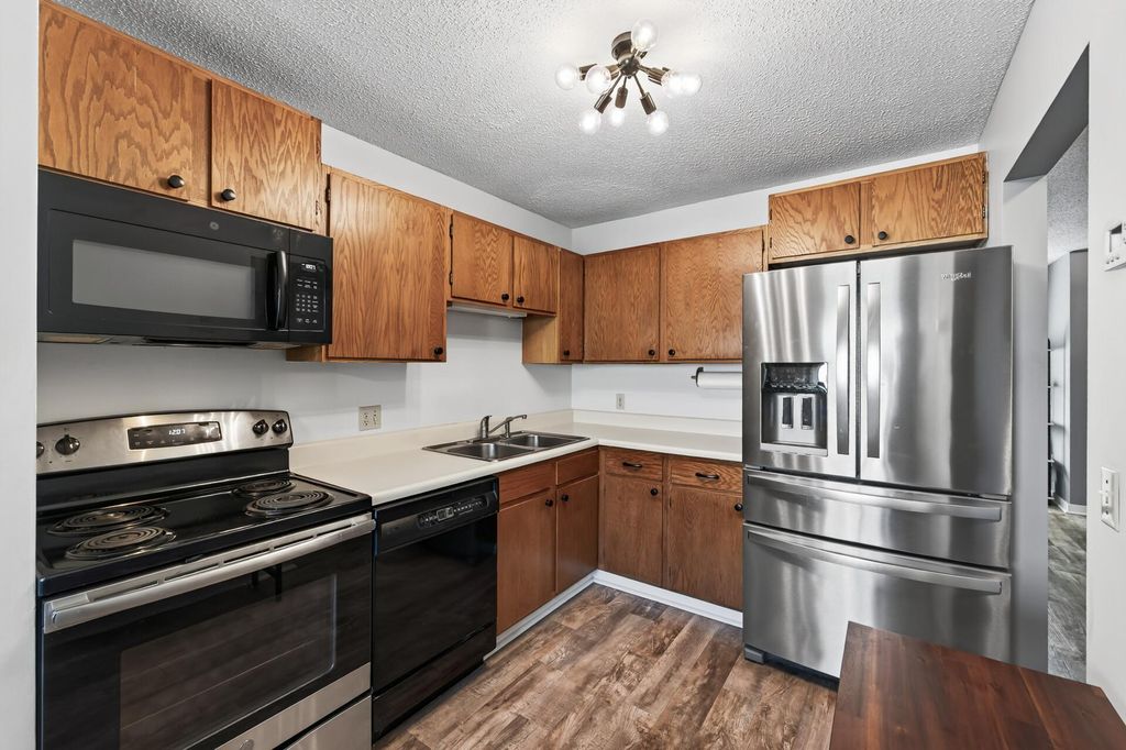 4464 Mccoll Drive, Savage, MN 55378 — photo 3
