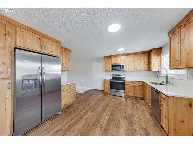 3106 Ne 179TH St, Ridgefield, WA 98642