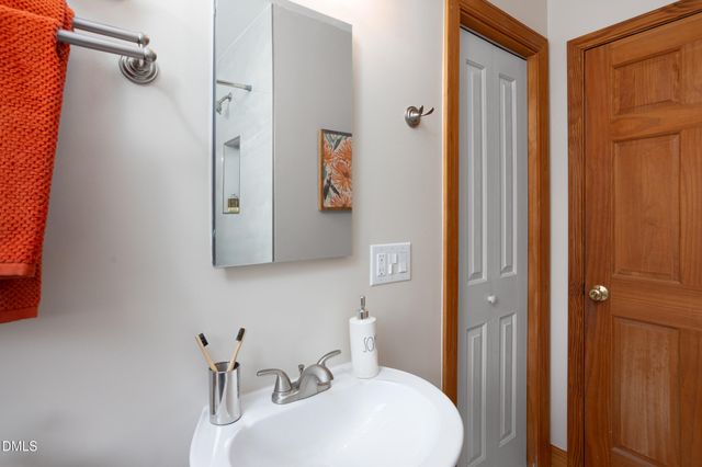 109 S Tenth Street, Mebane, NC 27302