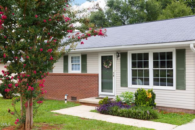 109 S Tenth Street, Mebane, NC 27302