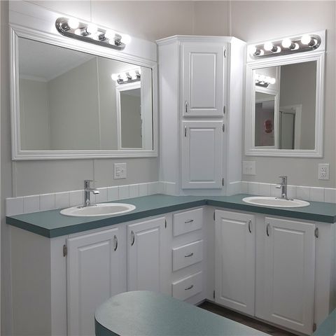 125 Oldfield Circle, Williamston, SC 29697