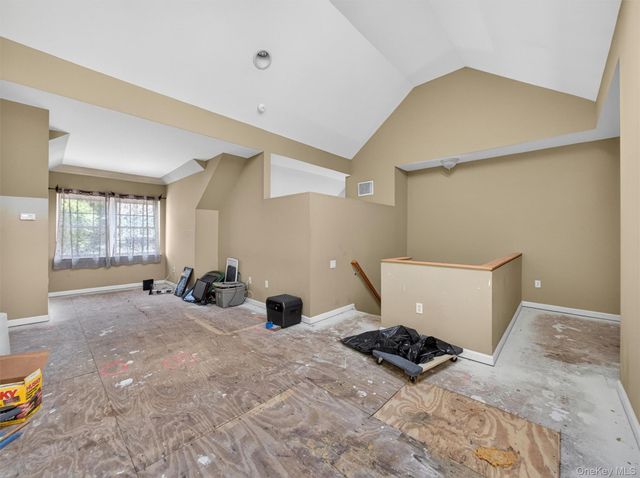 71 Crystal Hill Drive, Pomona, NY 10970