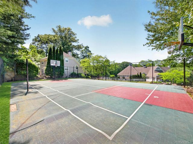 71 Crystal Hill Drive, Pomona, NY 10970