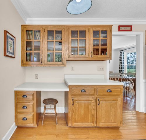 1330 Barkley Hills Cir, Clarksville, TN 37040