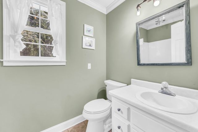 1330 Barkley Hills Cir, Clarksville, TN 37040