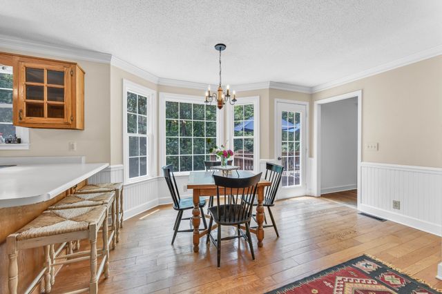 1330 Barkley Hills Cir, Clarksville, TN 37040