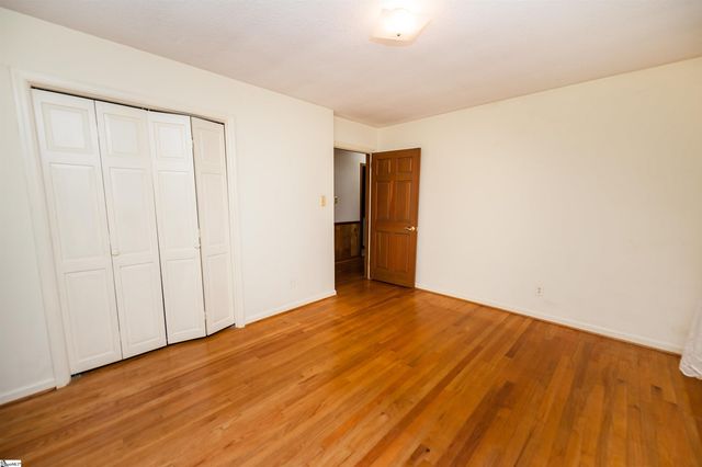 108 Ridgeway Drive, Spartanburg, SC 29301