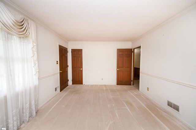108 Ridgeway Drive, Spartanburg, SC 29301