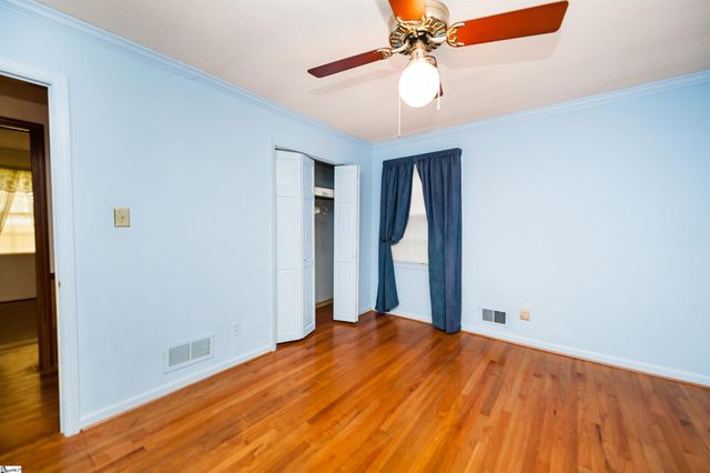 108 Ridgeway Drive, Spartanburg, SC 29301