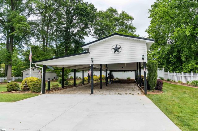 108 Ridgeway Drive, Spartanburg, SC 29301
