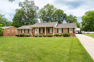 108 Ridgeway Drive, Spartanburg, SC 29301
