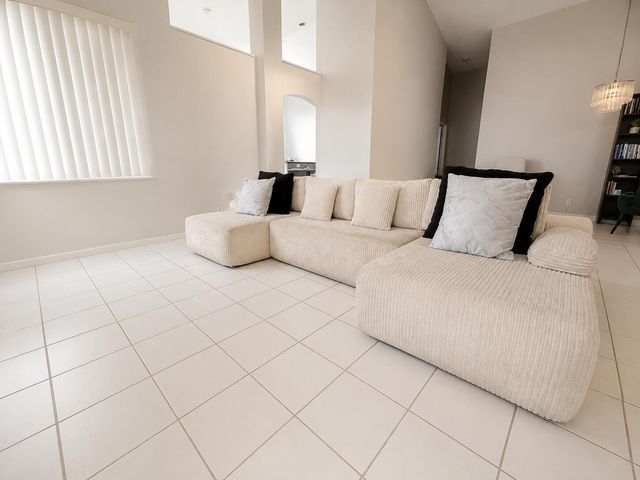 3071 Dogwood Lane, Margate, FL 33063