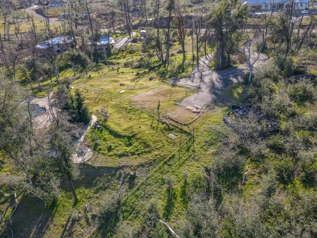 10049 Tilton Mine Road, Redding, CA 96001