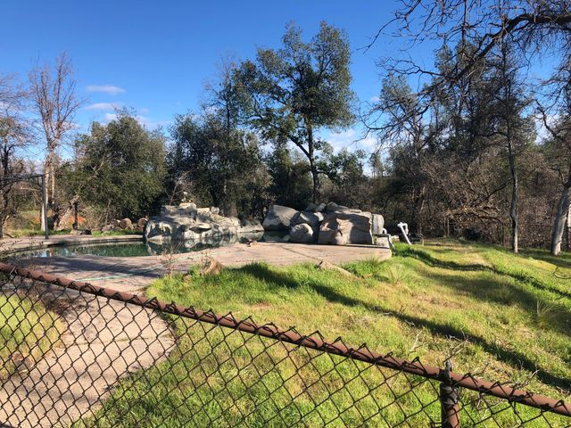 10049 Tilton Mine Road, Redding, CA 96001