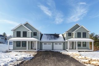 18 Windsor Lane # 70, Hudson, NH 03051