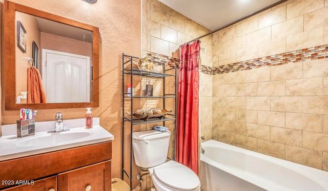7121 W Williams Street, Phoenix, AZ 85043