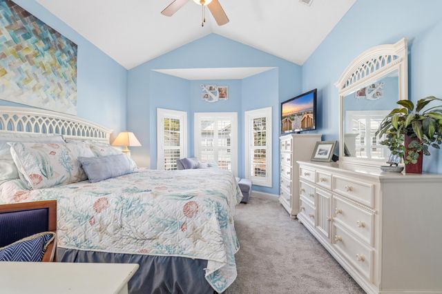 670 2nd Ave. N, North Myrtle Beach, SC 29582