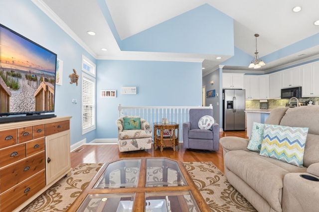 670 2nd Ave. N, North Myrtle Beach, SC 29582