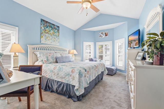 670 2nd Ave. N, North Myrtle Beach, SC 29582