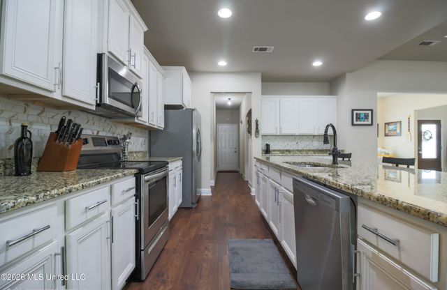 6626 Sugarcane Circle, Ocean Springs, MS 39564