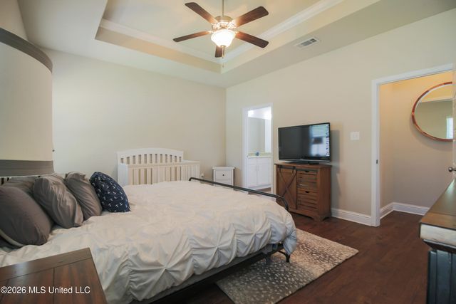 6626 Sugarcane Circle, Ocean Springs, MS 39564