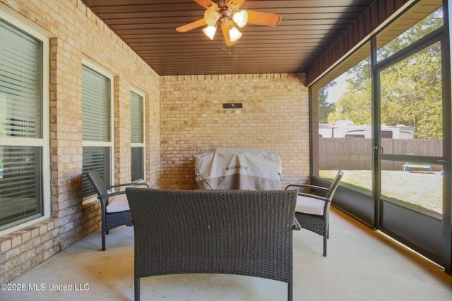 6626 Sugarcane Circle, Ocean Springs, MS 39564