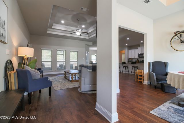 6626 Sugarcane Circle, Ocean Springs, MS 39564