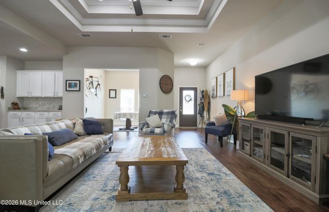 6626 Sugarcane Circle, Ocean Springs, MS 39564