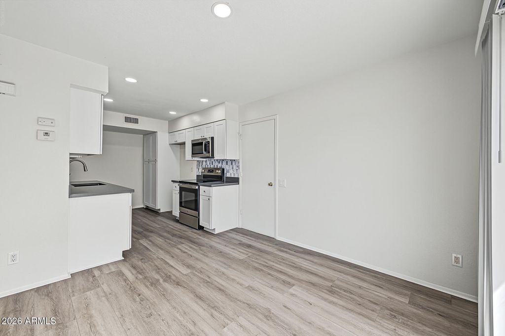 5626 S CAPTAIN KIDD Court S D, Tempe, AZ 85283 — photo 4