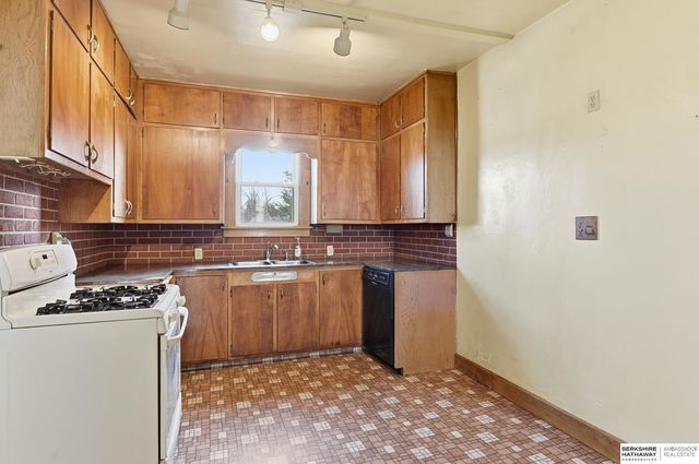 3705 Martha Street, Omaha, NE 68105