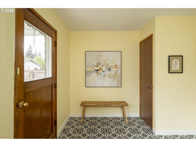 11826 Se HAROLD St, Portland, OR 97266