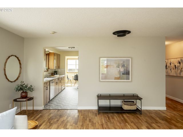 11826 Se HAROLD St, Portland, OR 97266