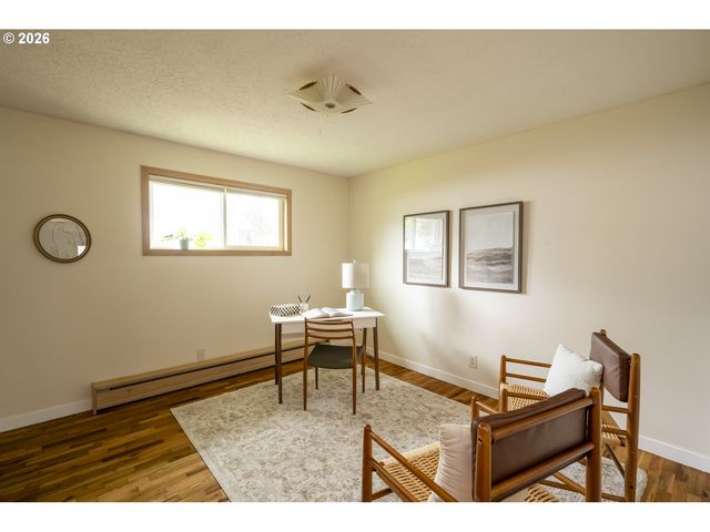 11826 Se HAROLD St, Portland, OR 97266