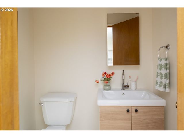 11826 Se HAROLD St, Portland, OR 97266