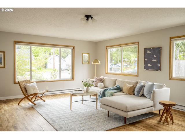 11826 Se HAROLD St, Portland, OR 97266