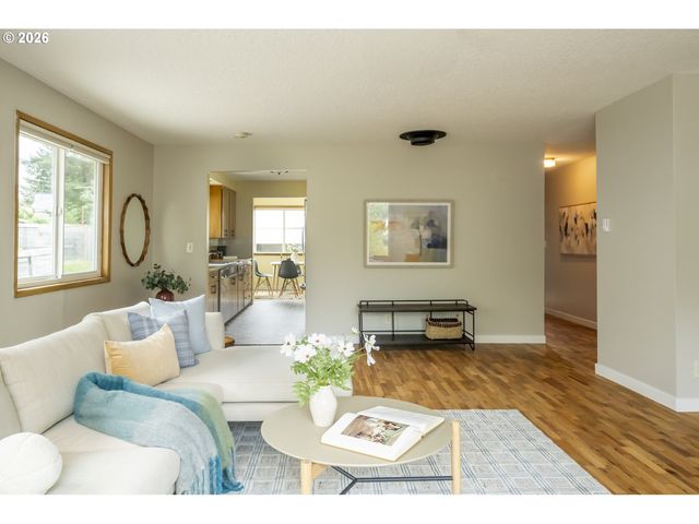 11826 Se HAROLD St, Portland, OR 97266