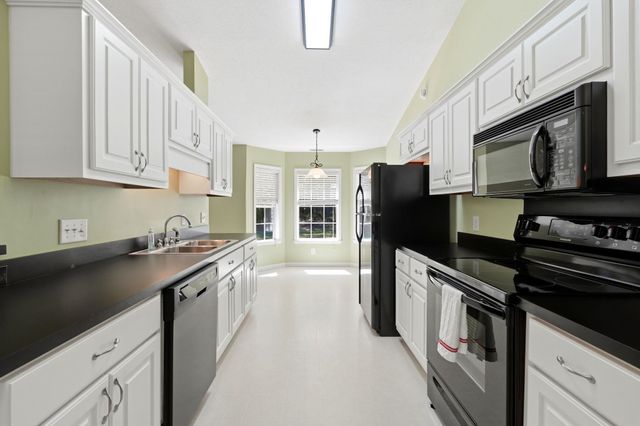 722 Drawbridge Dr., Conway, SC 29526